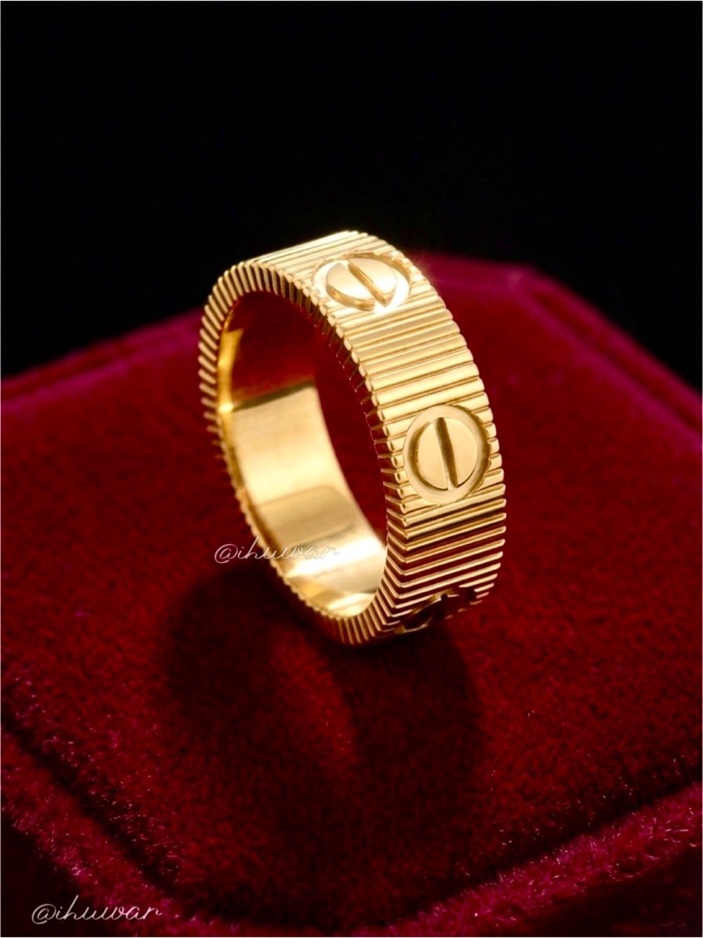 Screw Motifs Ring 18K Gold plated LOVE Ring Screw Motifs Ribbed Band Size 9